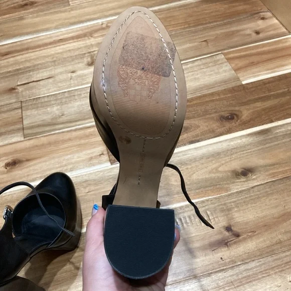 Vince Camuto Platform 6in heels size 7.5 - Picture 5 of 8